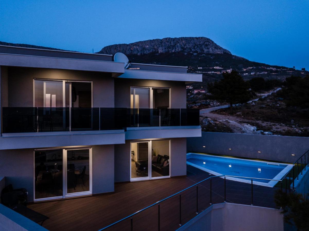 Villas Alfa & Omega Klis Exterior photo